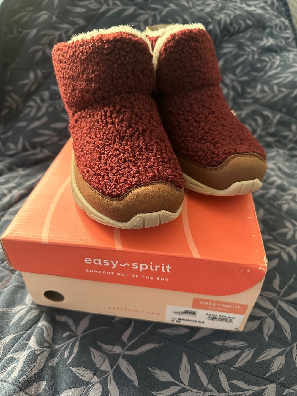 NWB: Easy Spirit size 8W